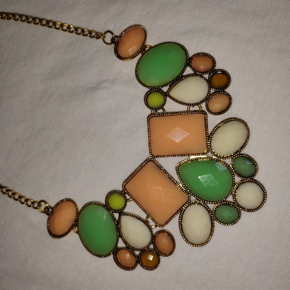 Necklace - Picture 3 of 8